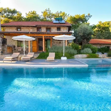Villa Hilltop
